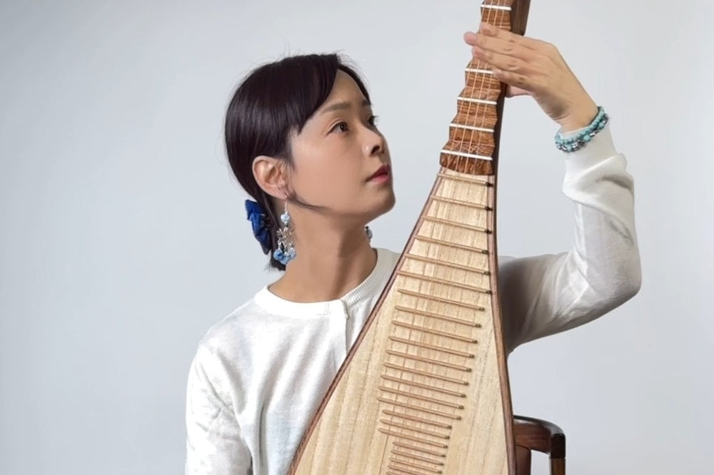 Moonlight Rising — Xiaoyue’er Gao on Pipa 小月兒高 琵琶獨奏